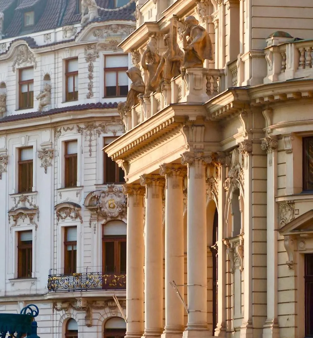 Luxury Apartment Palais Des Arts Прага